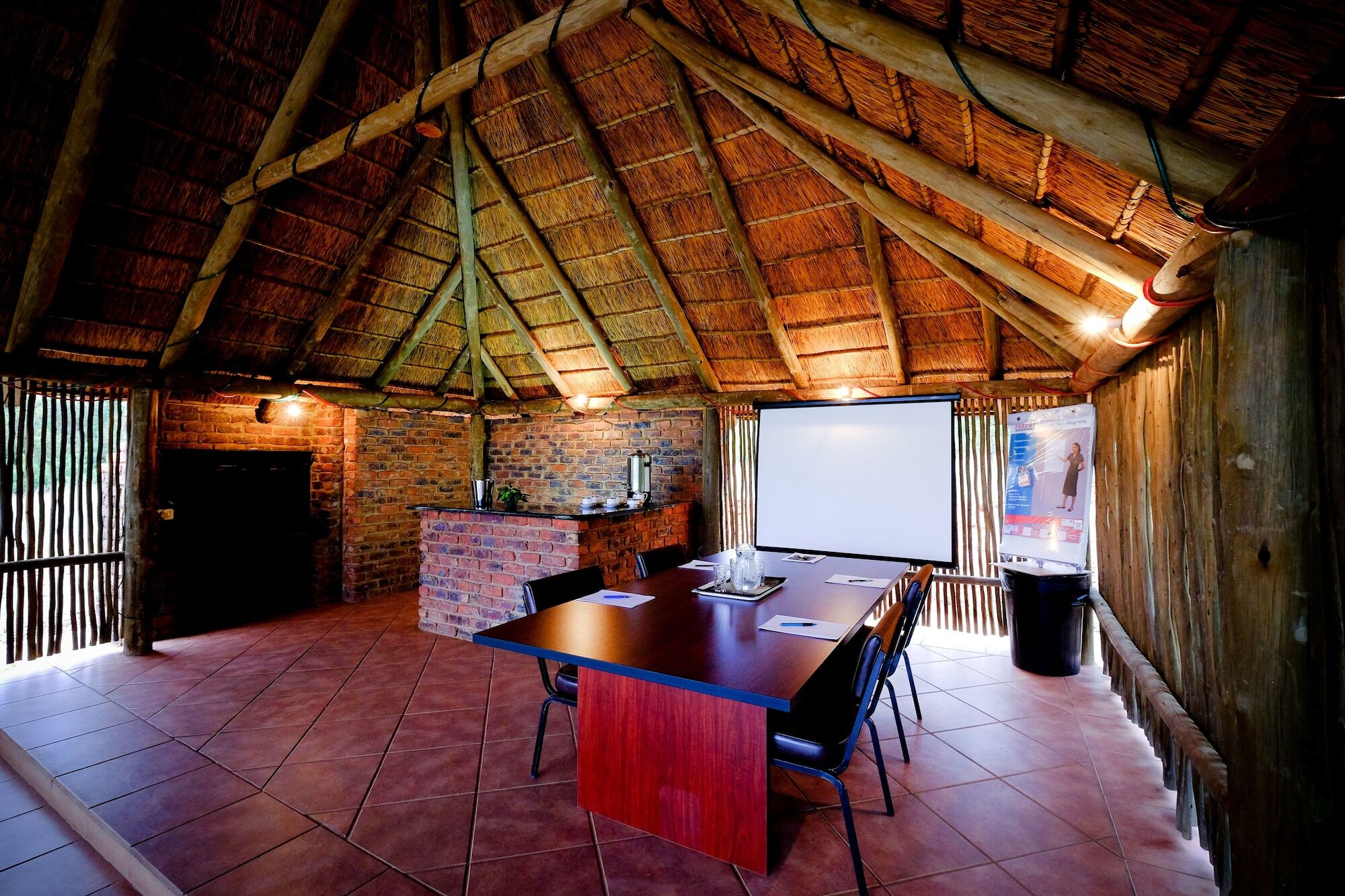 Little Swift Chalets Kophou Bagian luar foto